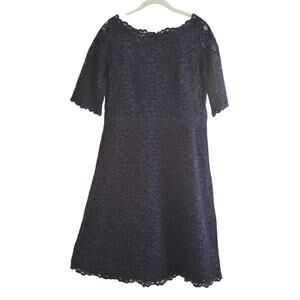 Teri Jon by Ricki Freeman Lace Bateau Neck Half Sleeve Dress Size 12